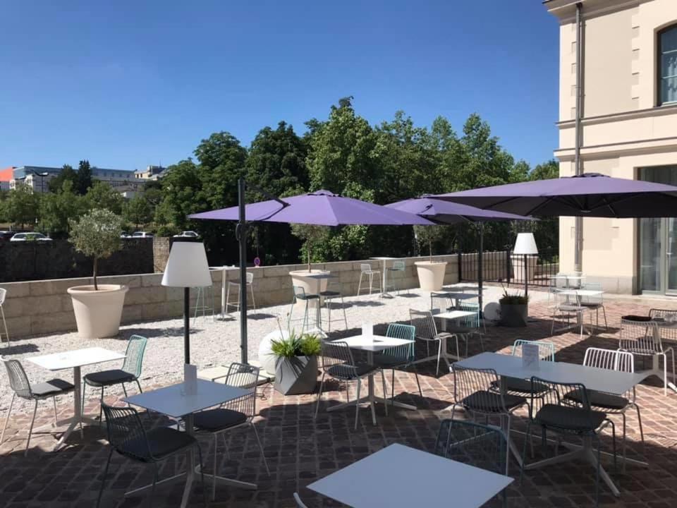 Le Magic & Hotel 4*